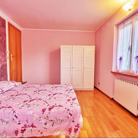 Bed and Breakfast Cip & Ciop Buia Pokoj fotografie