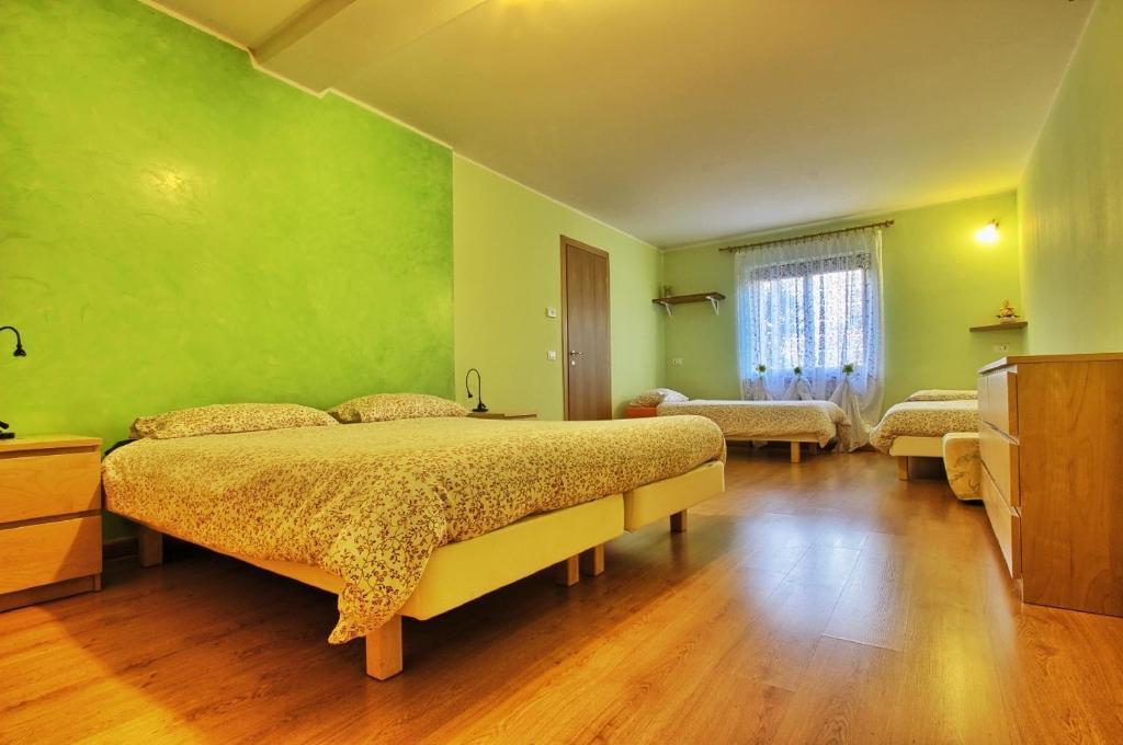 Bed and Breakfast Cip & Ciop Buia Pokoj fotografie